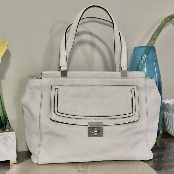 Kate Spade EUC New York Everett Way Pebbled Leather Tote Shoulder HandBag - Picture 2 of 9